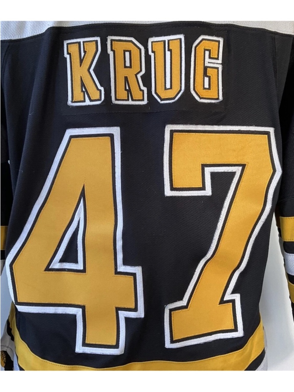 Reebok Boston Bruins Torey Krug Stitched Jersey Size Small - Picture 8 of 13
